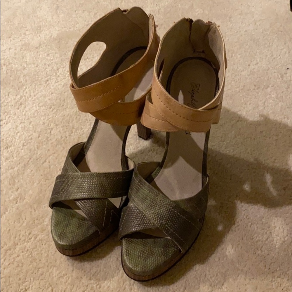 Elizabeth and James Platform Sandal